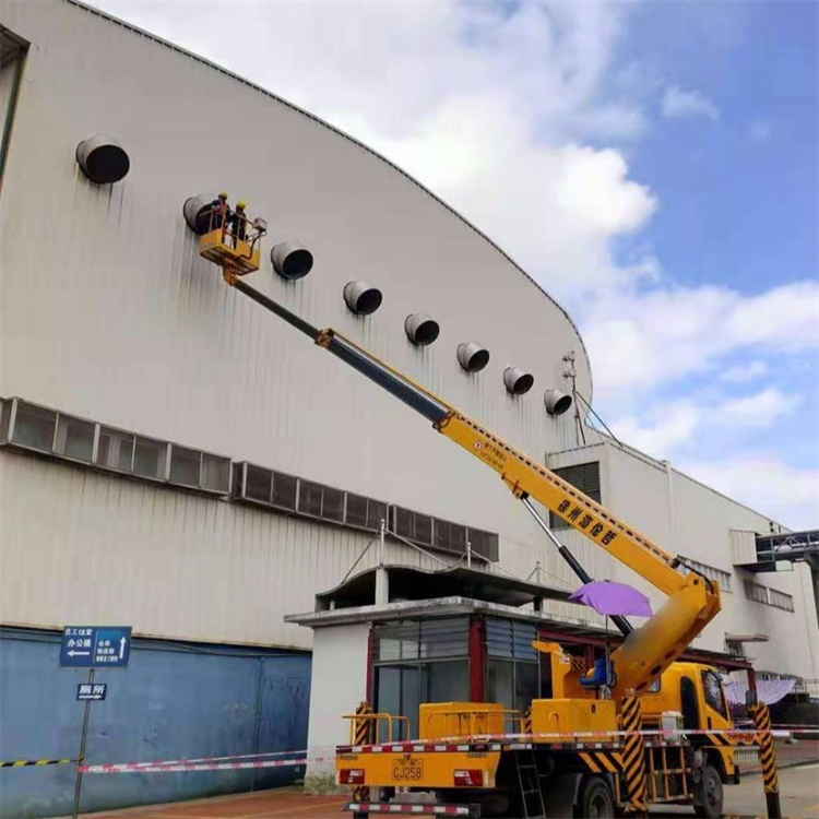 惠民高空作业车出租服务：专业广告牌安装解决方案